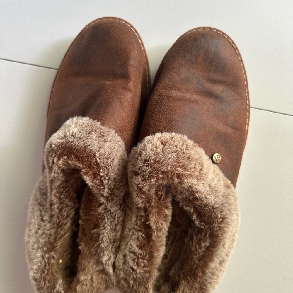 BOBS Cozy Brown Fur-Lined Women's Shoes
